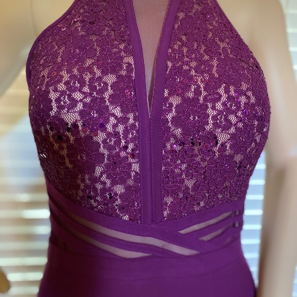 Morgan & Co. Sequins Lace Halter Form-Fitting Maxi Dress Gown Junior Size 7 NWT - Picture 3 of 13